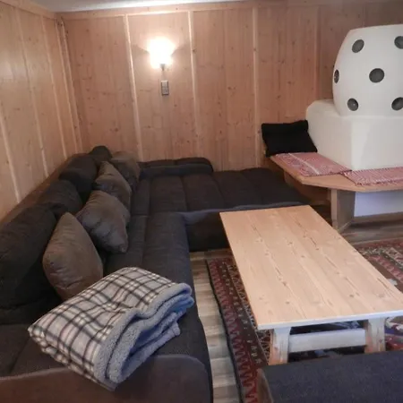 Berghuette Schoepf امهاوسن