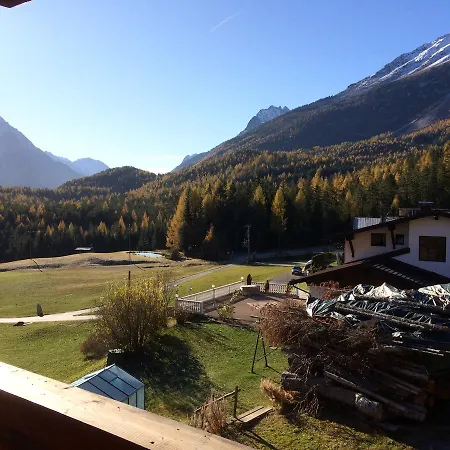 بيت خشبي Berghuette Schoepf *