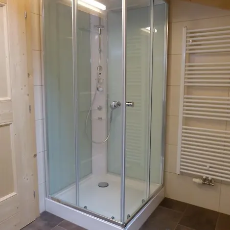 بيت خشبي Berghuette Schoepf امهاوسن