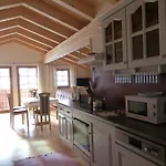 博湖特雪夫酒店 山林小屋