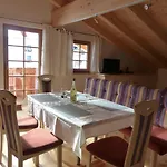 博湖特雪夫酒店 山林小屋 *