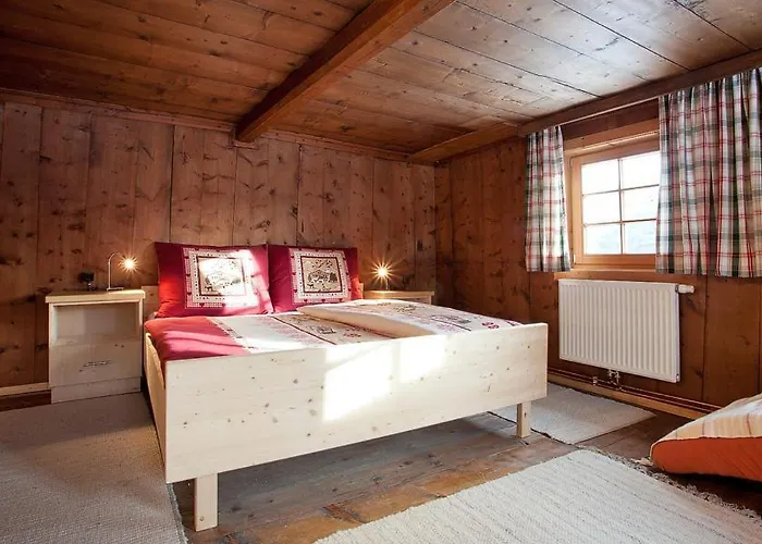 Berghuette Schoepf Lodge *