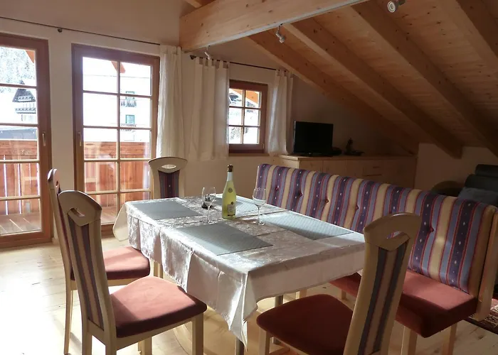 Berghuette Schoepf Lodge *